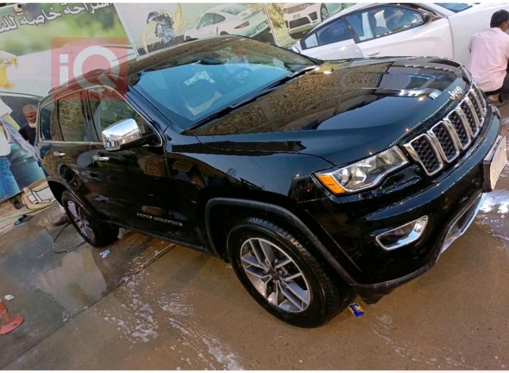 جيب جراند شيروكي